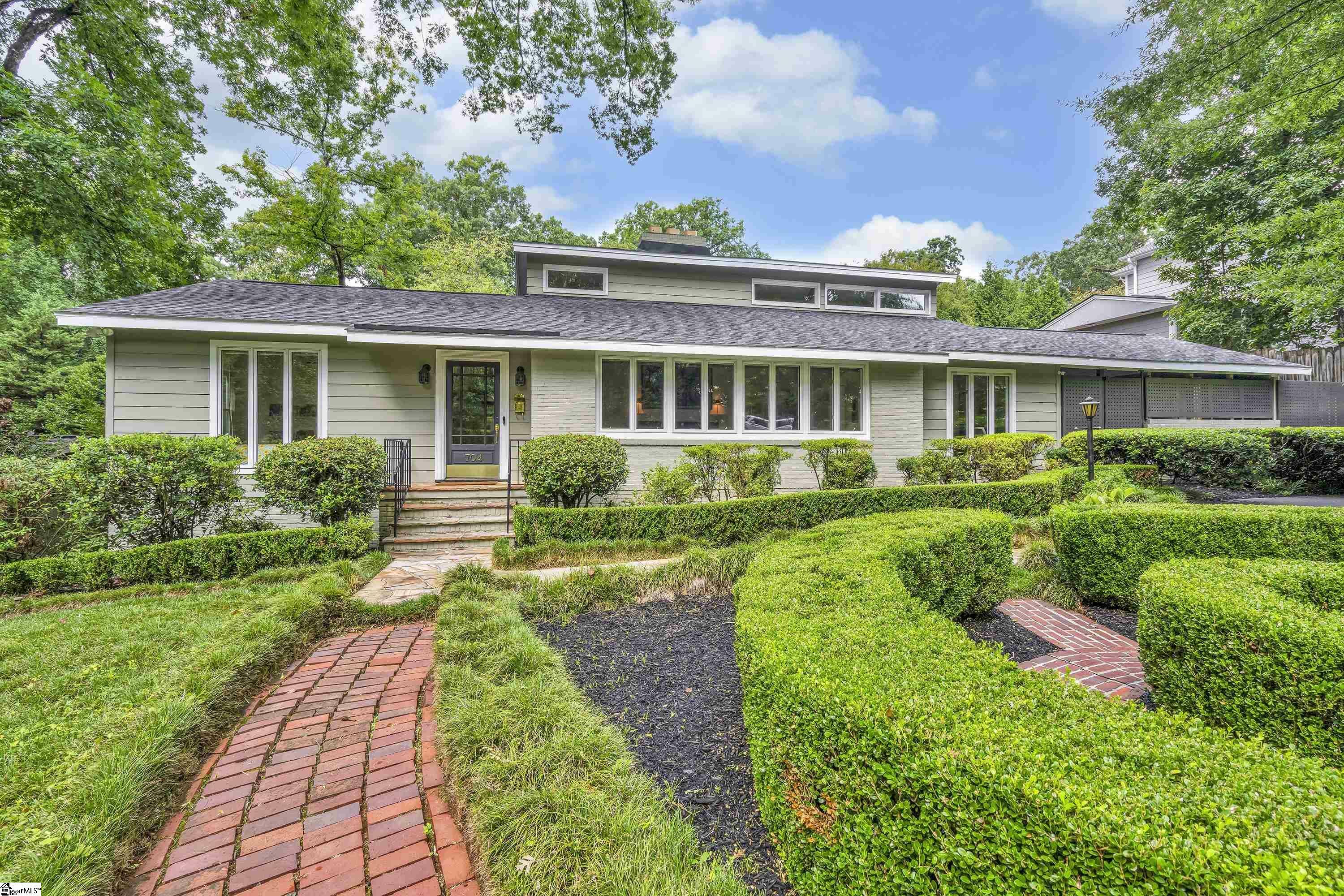 Property Photo:  704 Byrd Boulevard  SC 29605 