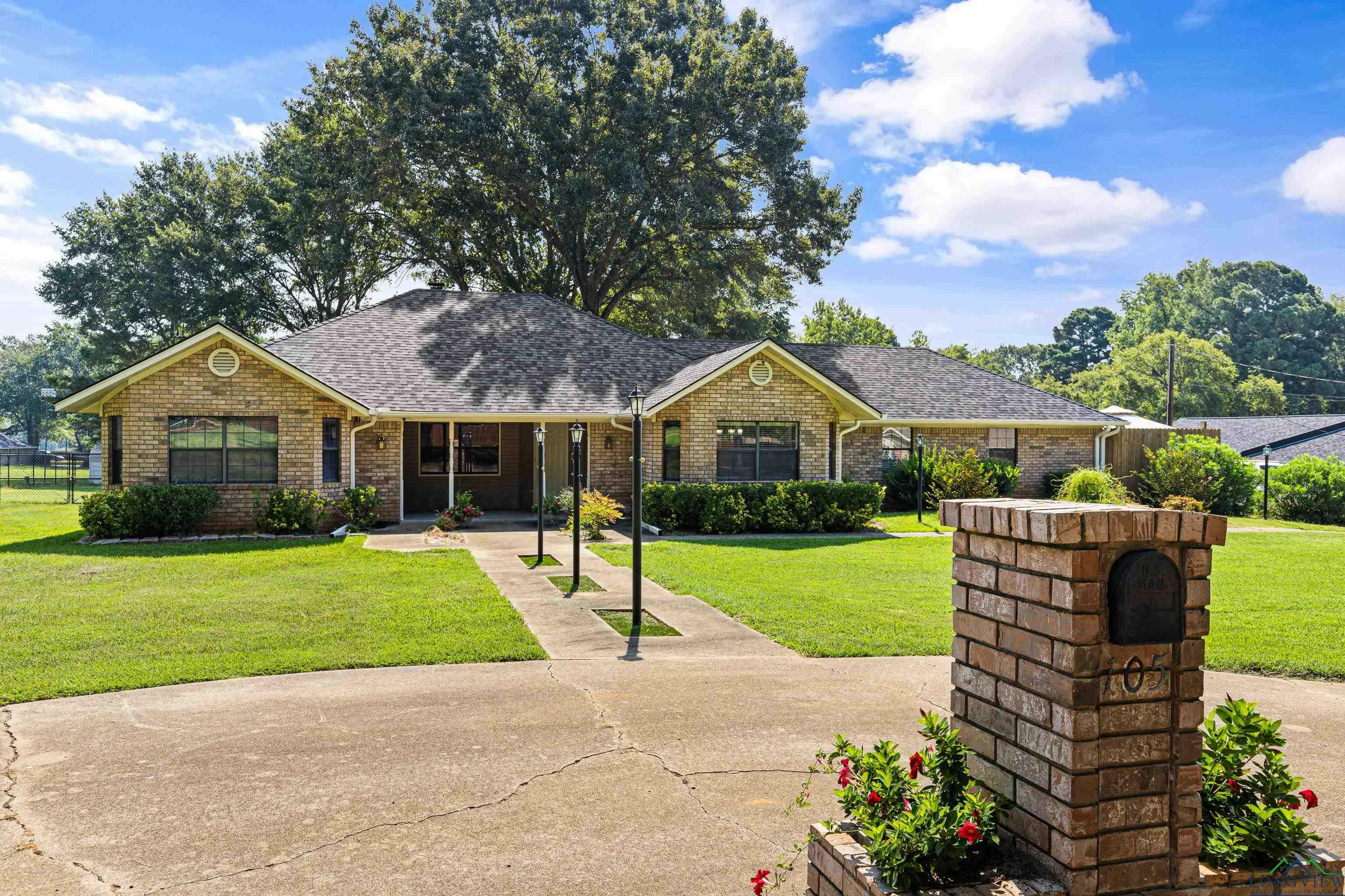 Property Photo:  105 Lindsey Brook  TX 75605 