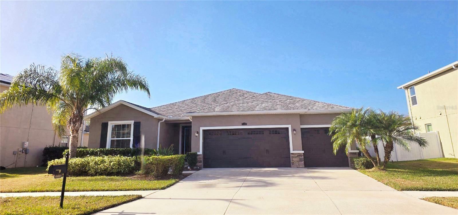 Property Photo:  5453 Suncatcher Drive  FL 33545 