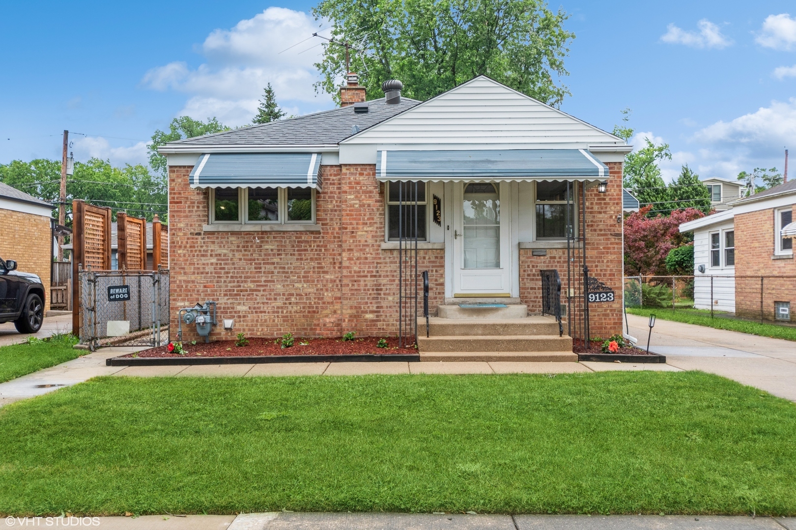 Property Photo: 9123 Mason Avenue IL 60053