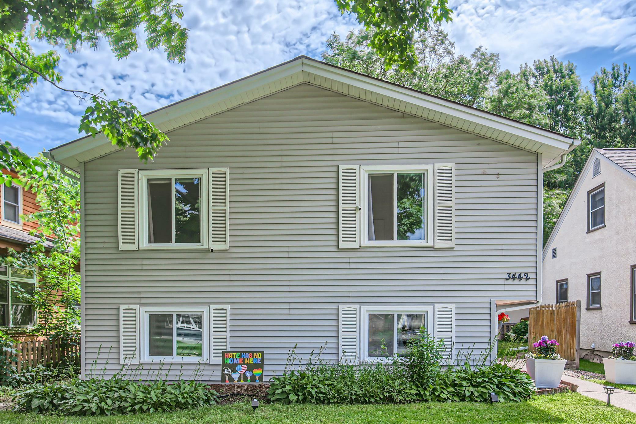 Property Photo:  3442 Grimes Avenue N  MN 55422 