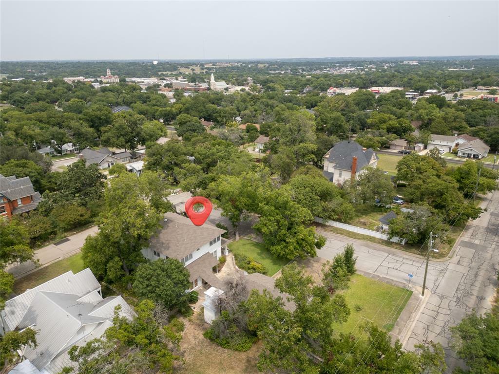 Property Photo:  602 Davis Street  TX 76086 