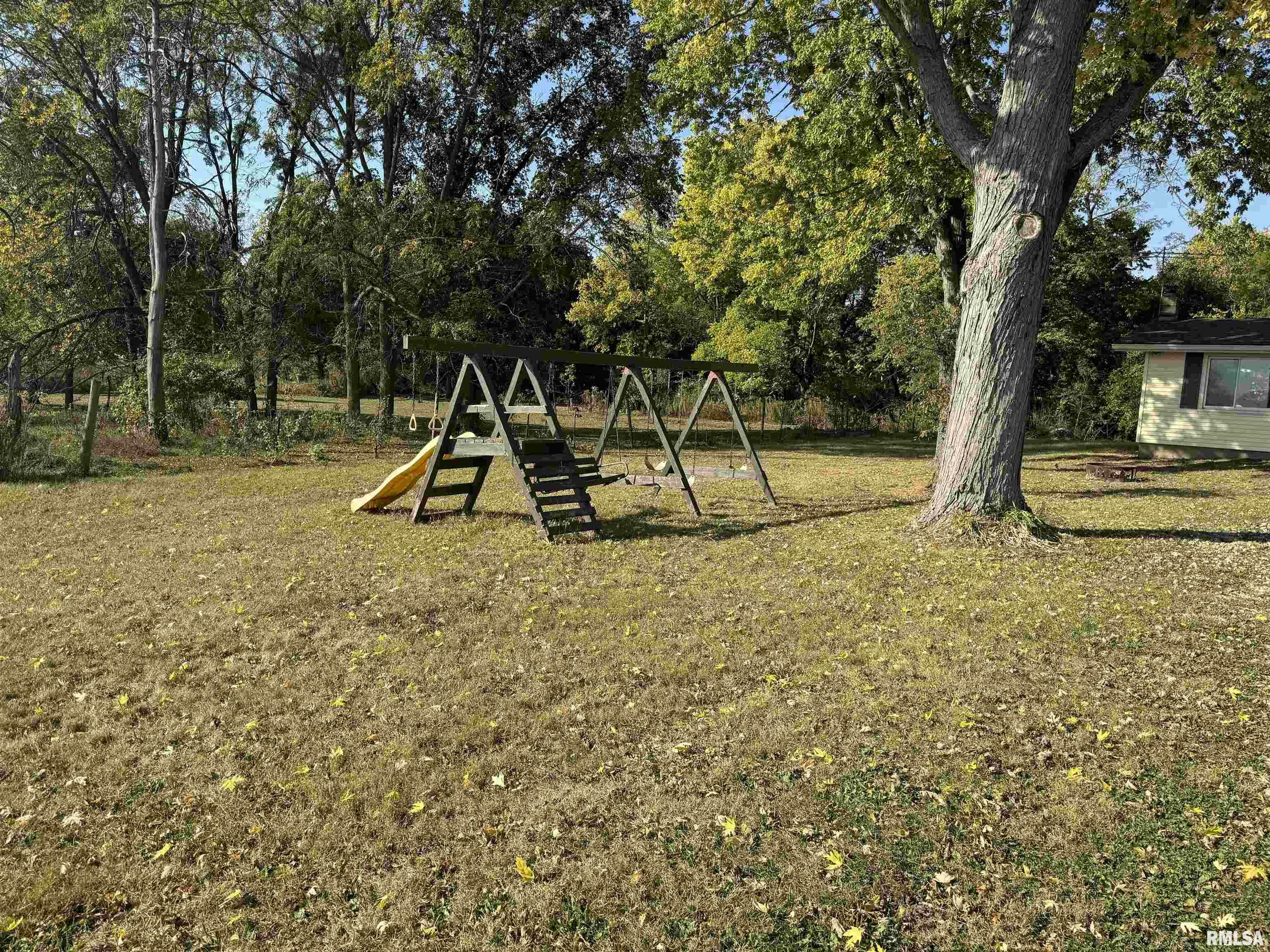 Property Photo:  5116 W Hicks Hollow Road  IL 61525 