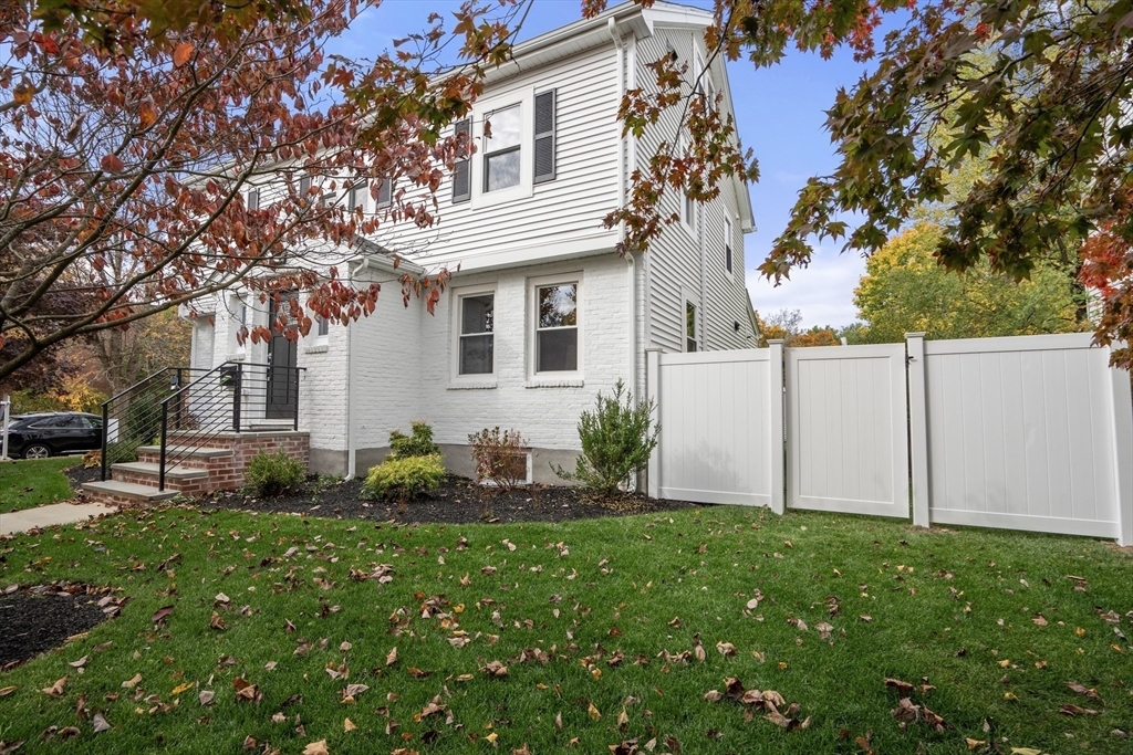 Property Photo:  34 Coolidge Rd  MA 02478 