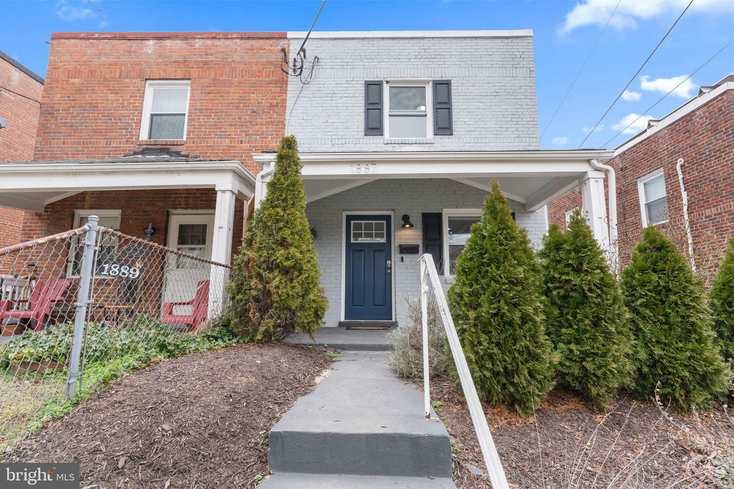 Property Photo: 1887 Savannah Place SE DC 20020