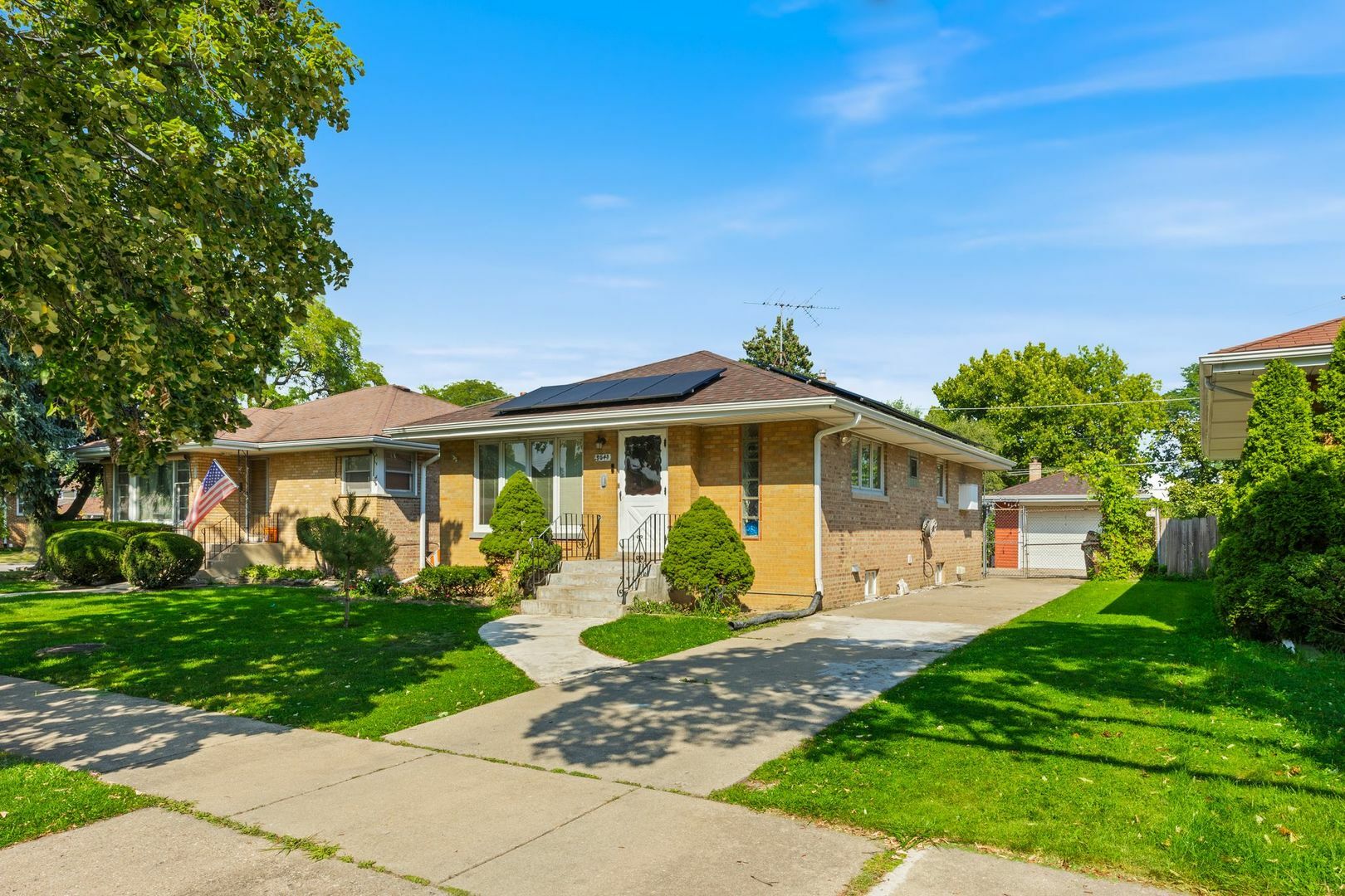 Property Photo:  9043 Birch Avenue  IL 60053 