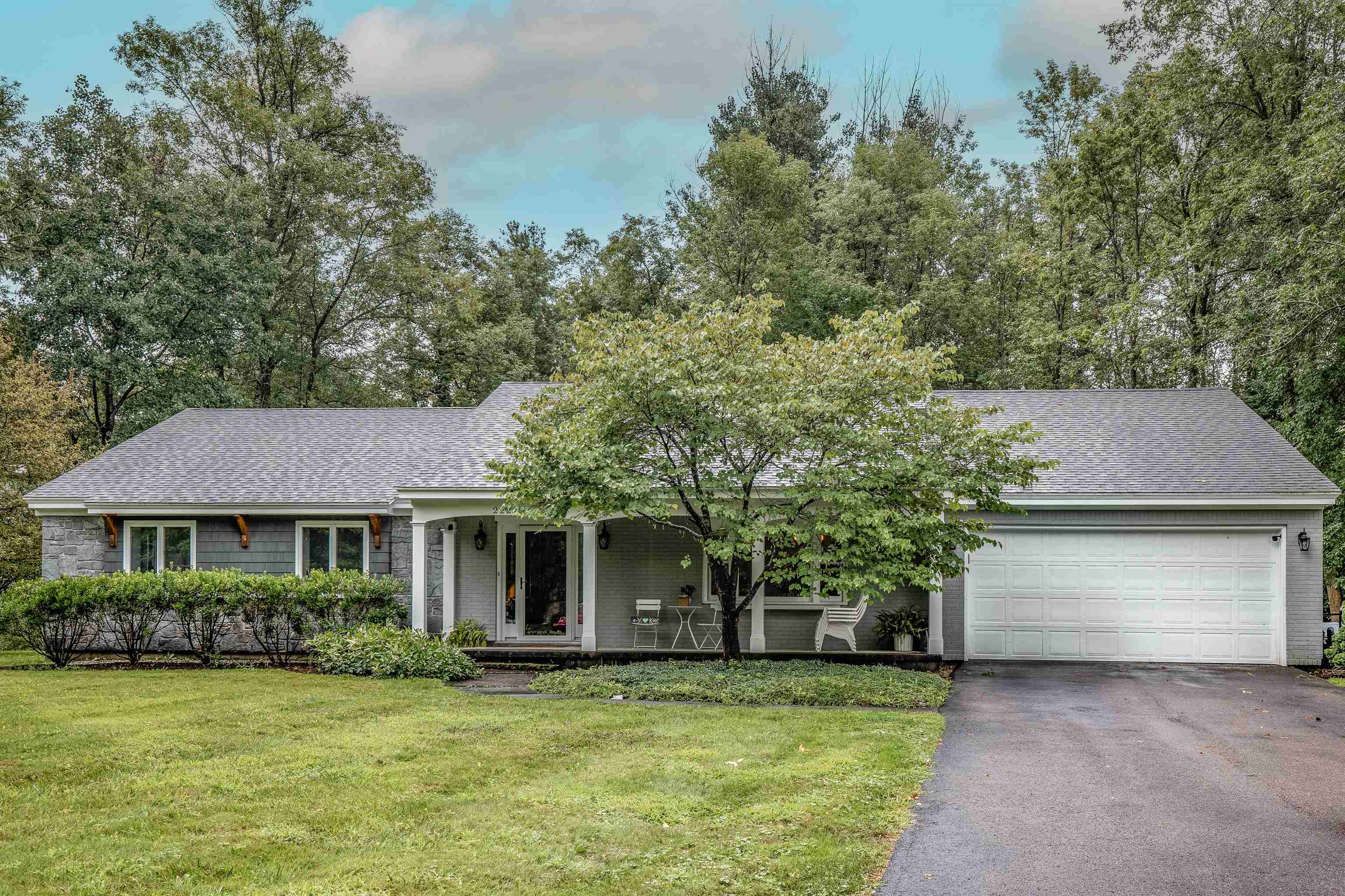 Property Photo:  222 Olde Orchard Lane  VT 05482 