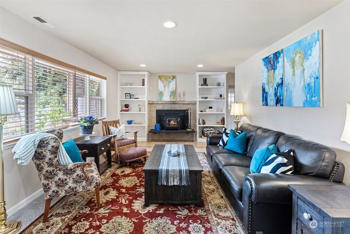 Property Photo: 5505 Oxalis Drive W WA 98467