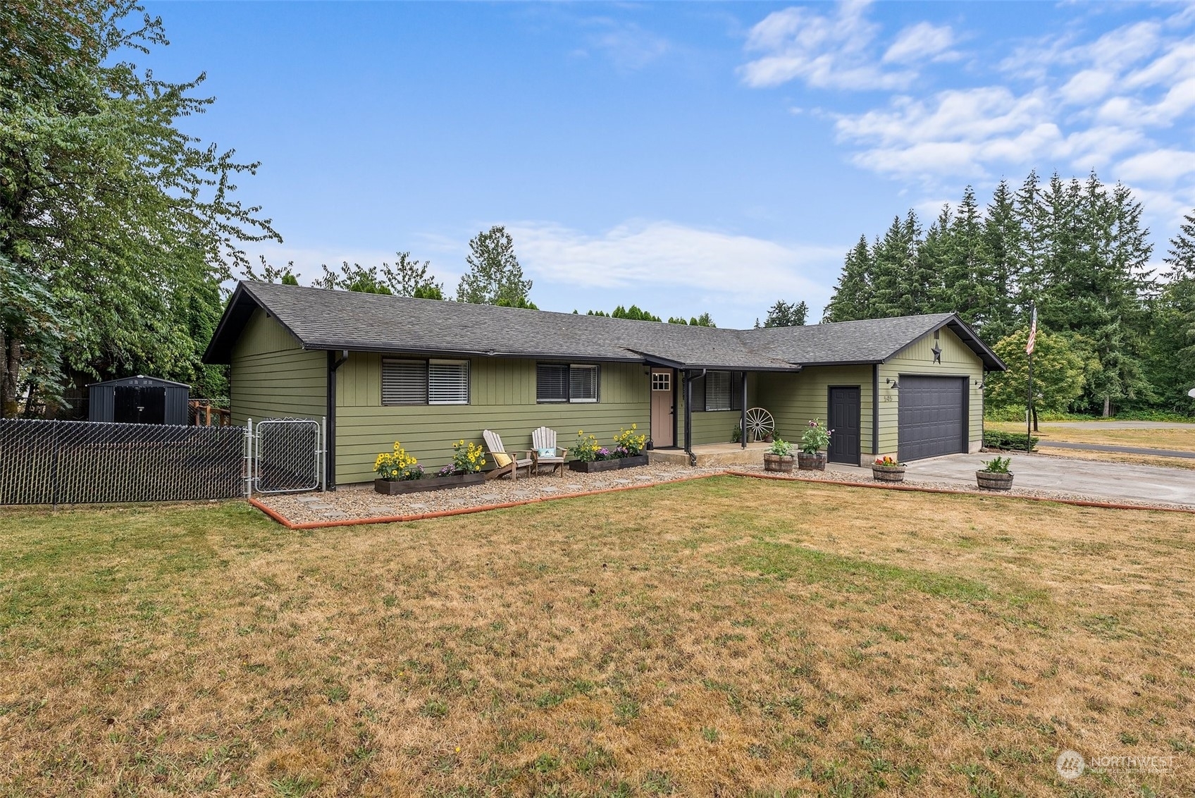 Property Photo:  545 2nd Avenue NW  WA 98532 