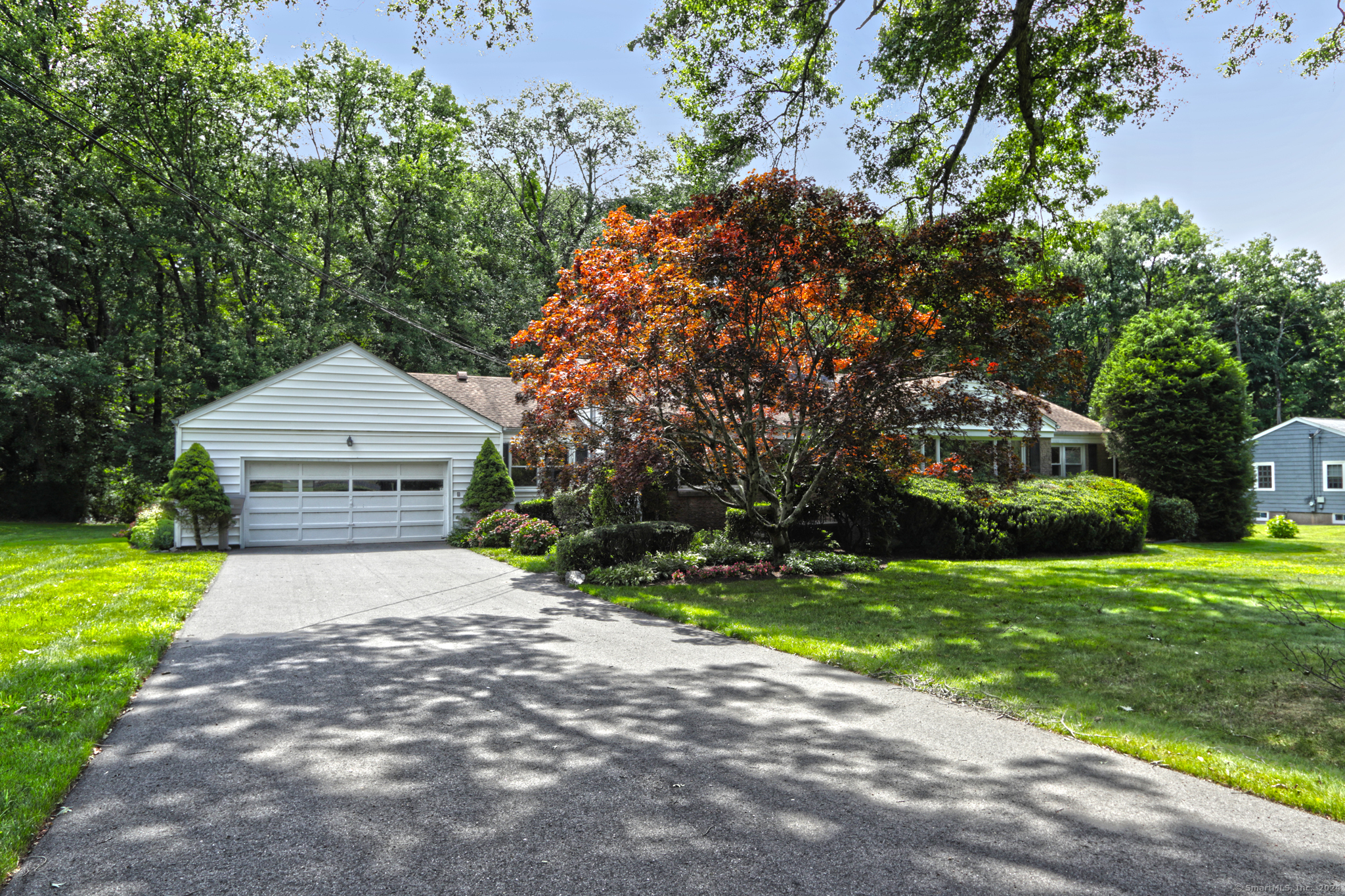 Property Photo:  166 Englewood Drive  CT 06477 