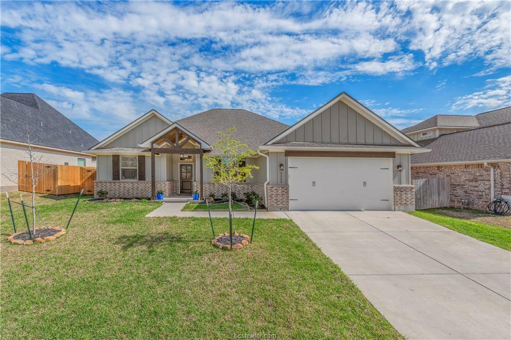 Property Photo:  3333 Stonington Way  TX 77808-1449 