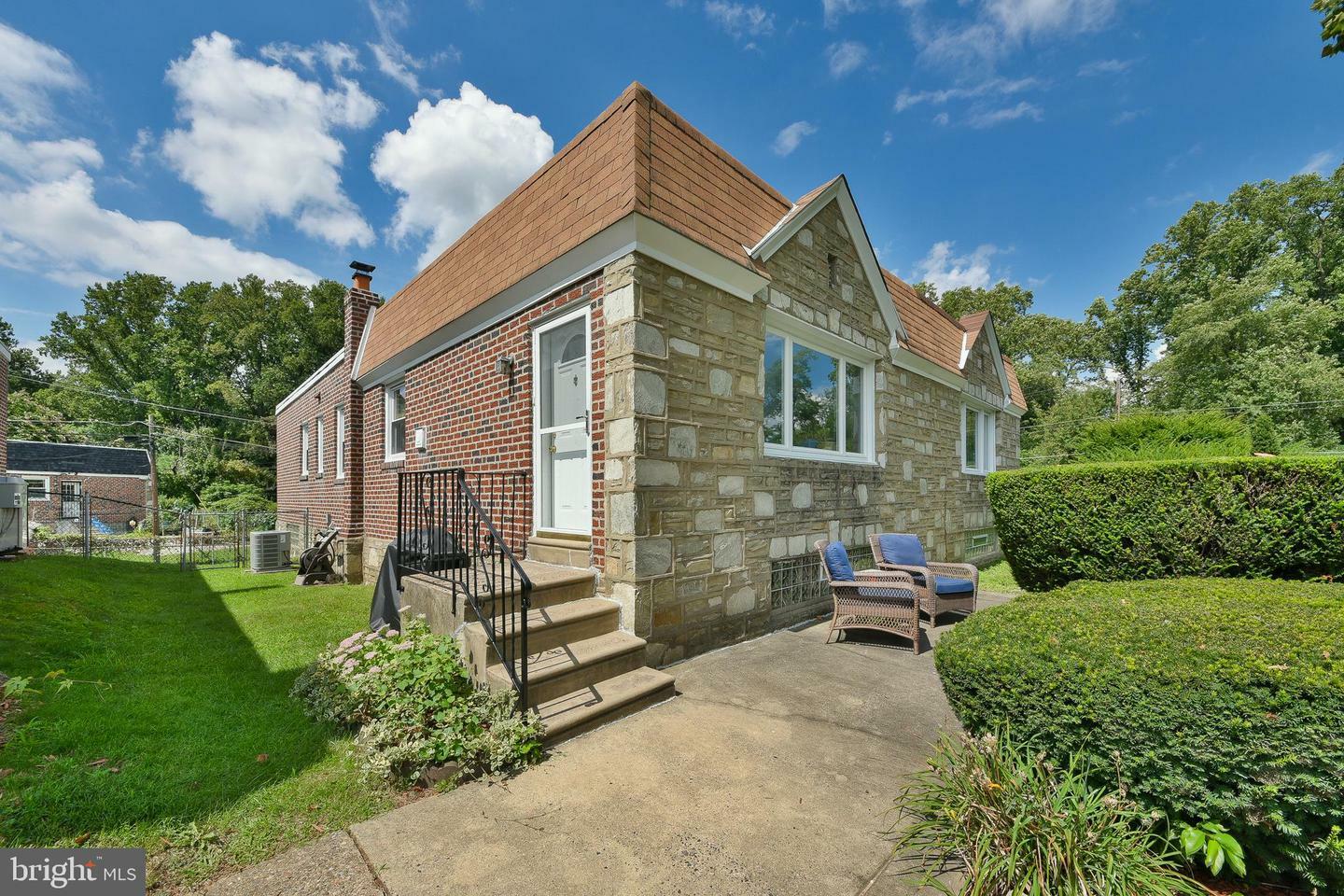 Property Photo:  8742 Frontenac Street  PA 19152 