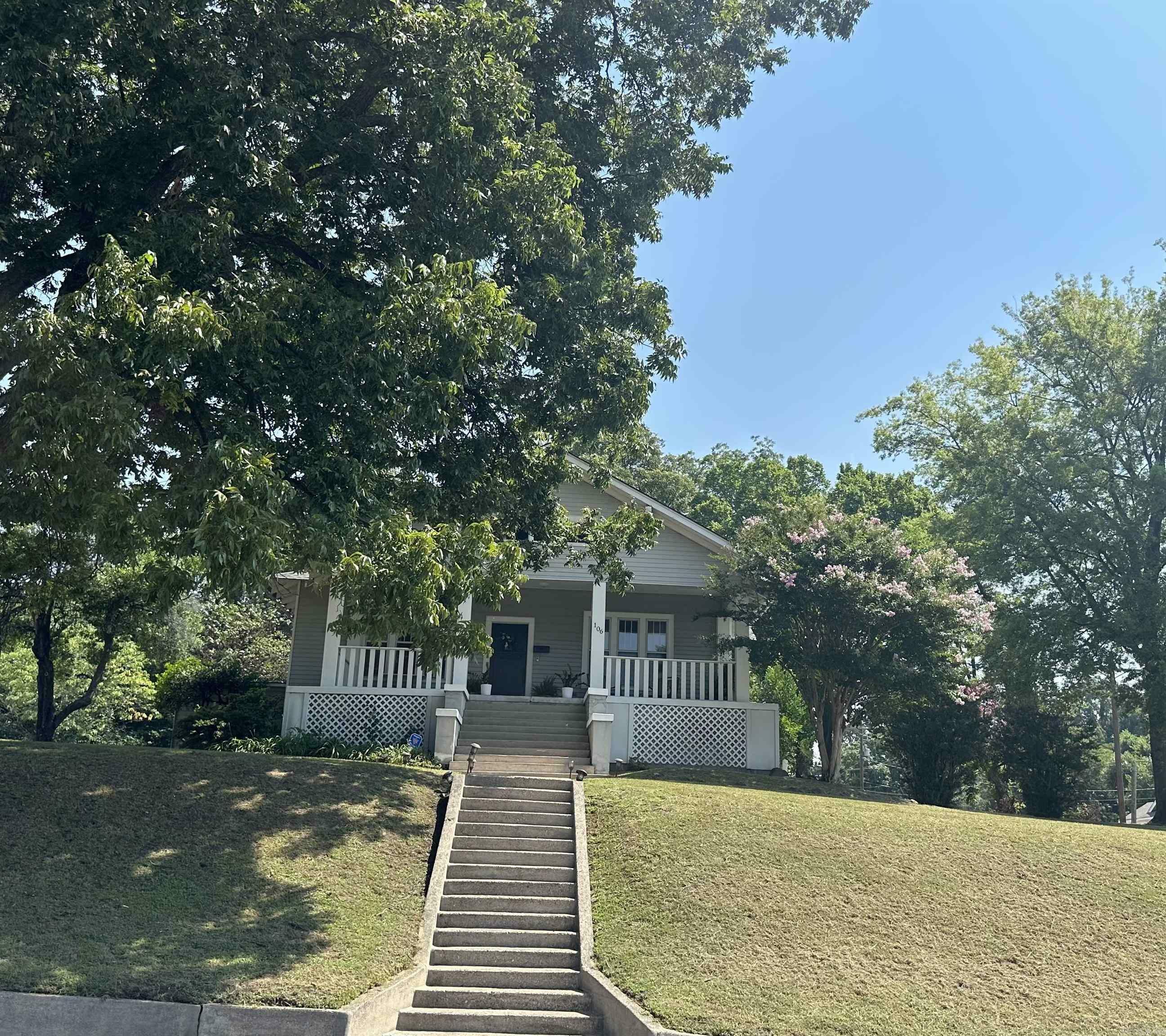Property Photo: 106 N Forrest AR 72335