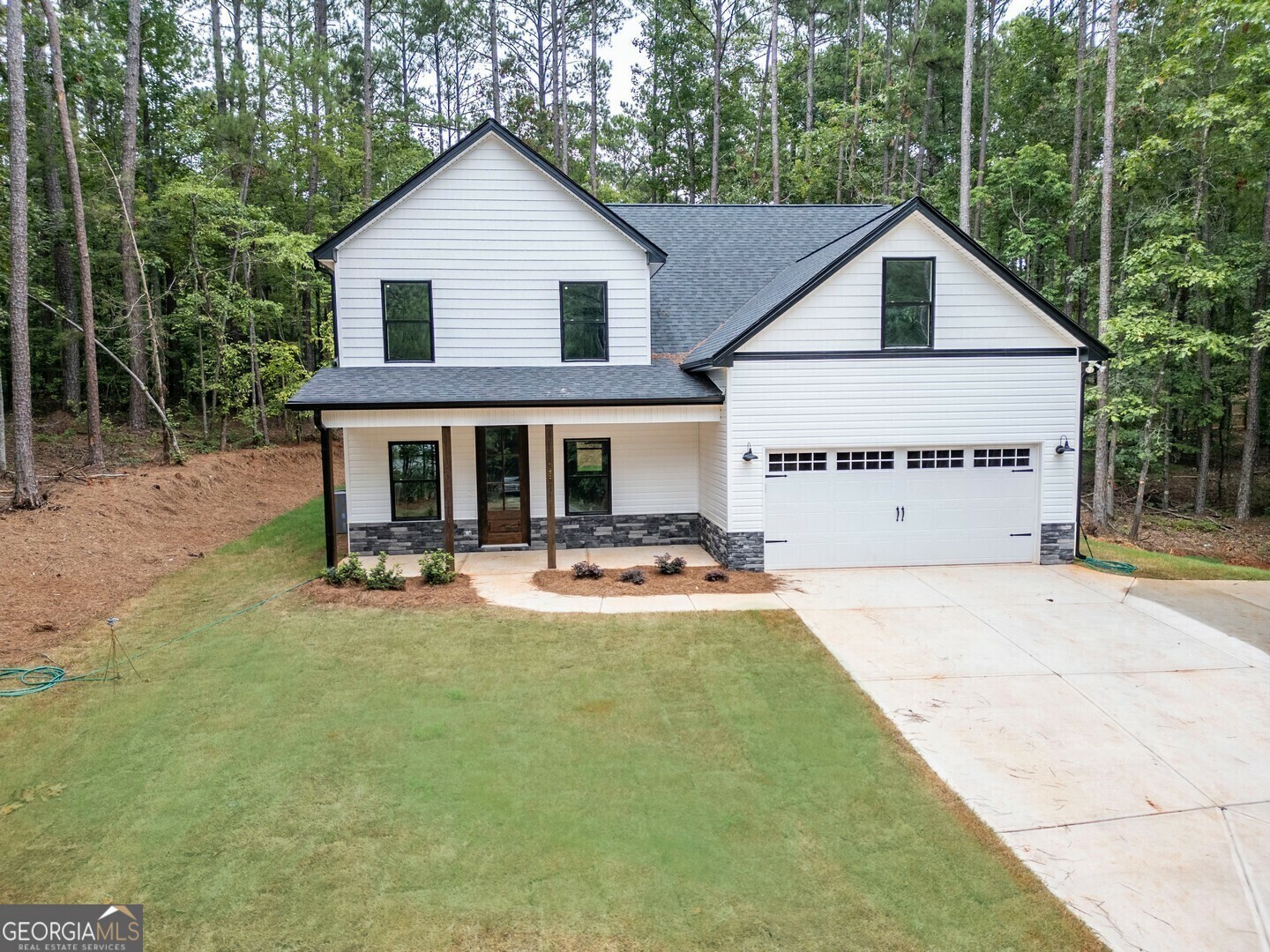 Property Photo:  151 Pelican Circle  GA 31064 