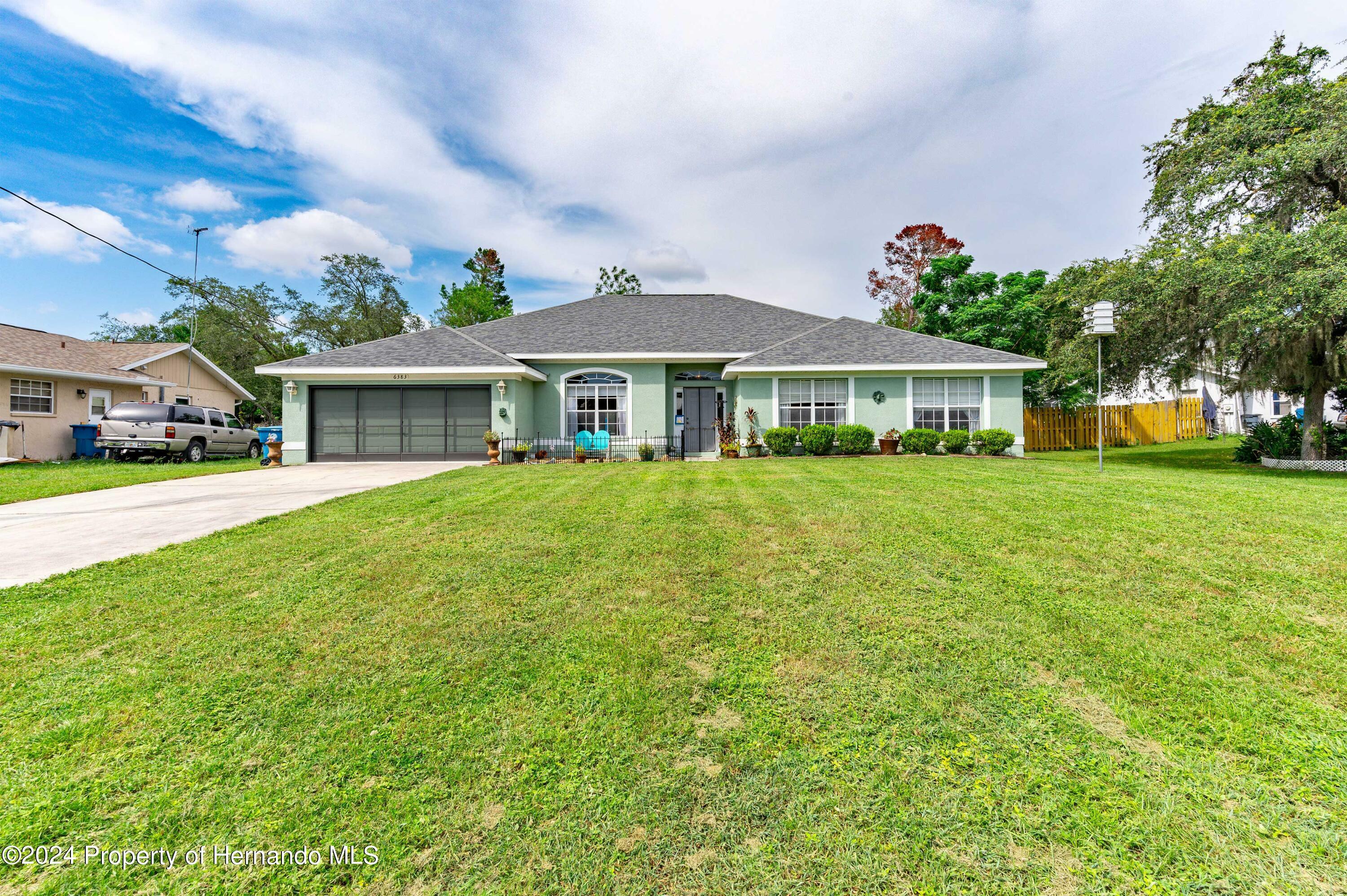 Property Photo:  6383 Freeport Drive  FL 34608 