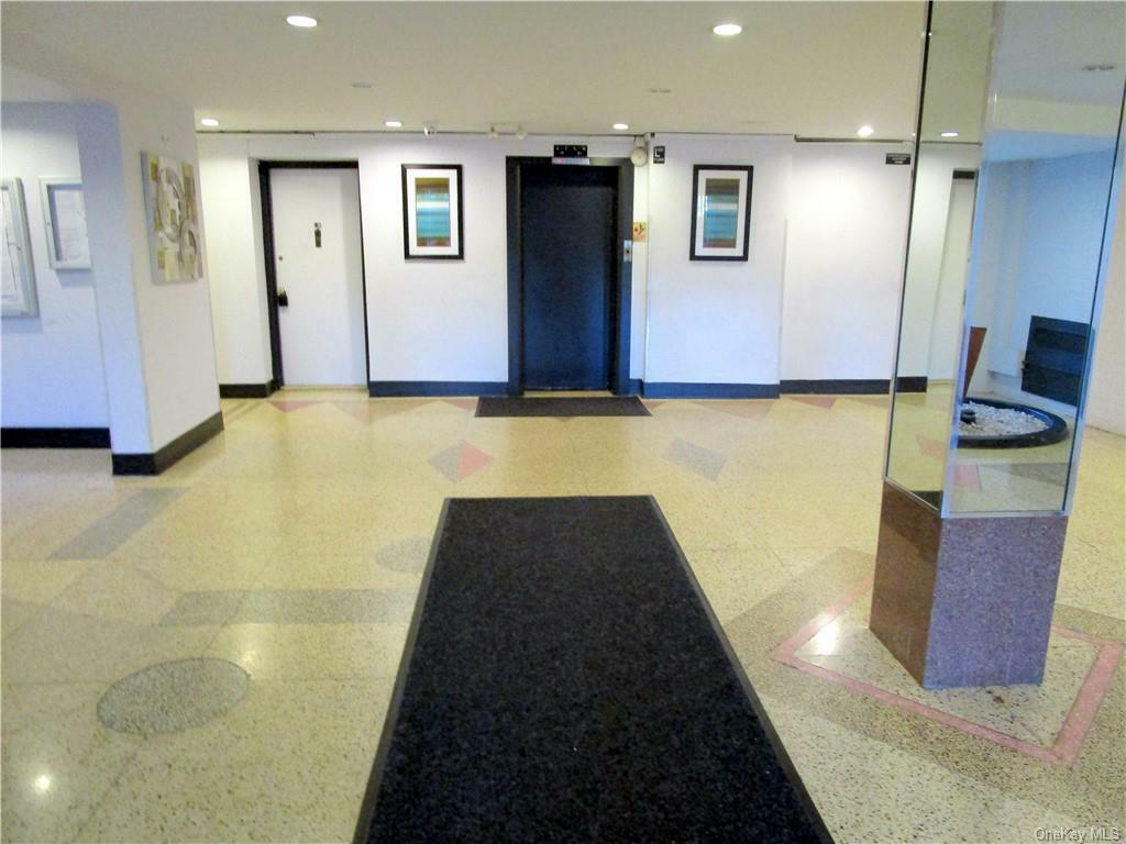 Property Photo:  4315 Webster Avenue 2L  NY 10470 