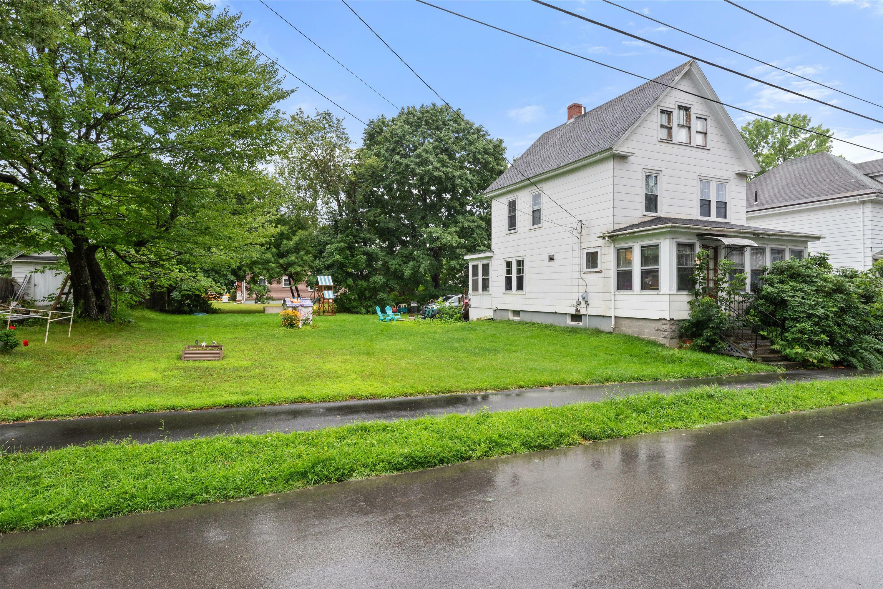 Property Photo:  231 Forest Avenue  ME 04401 