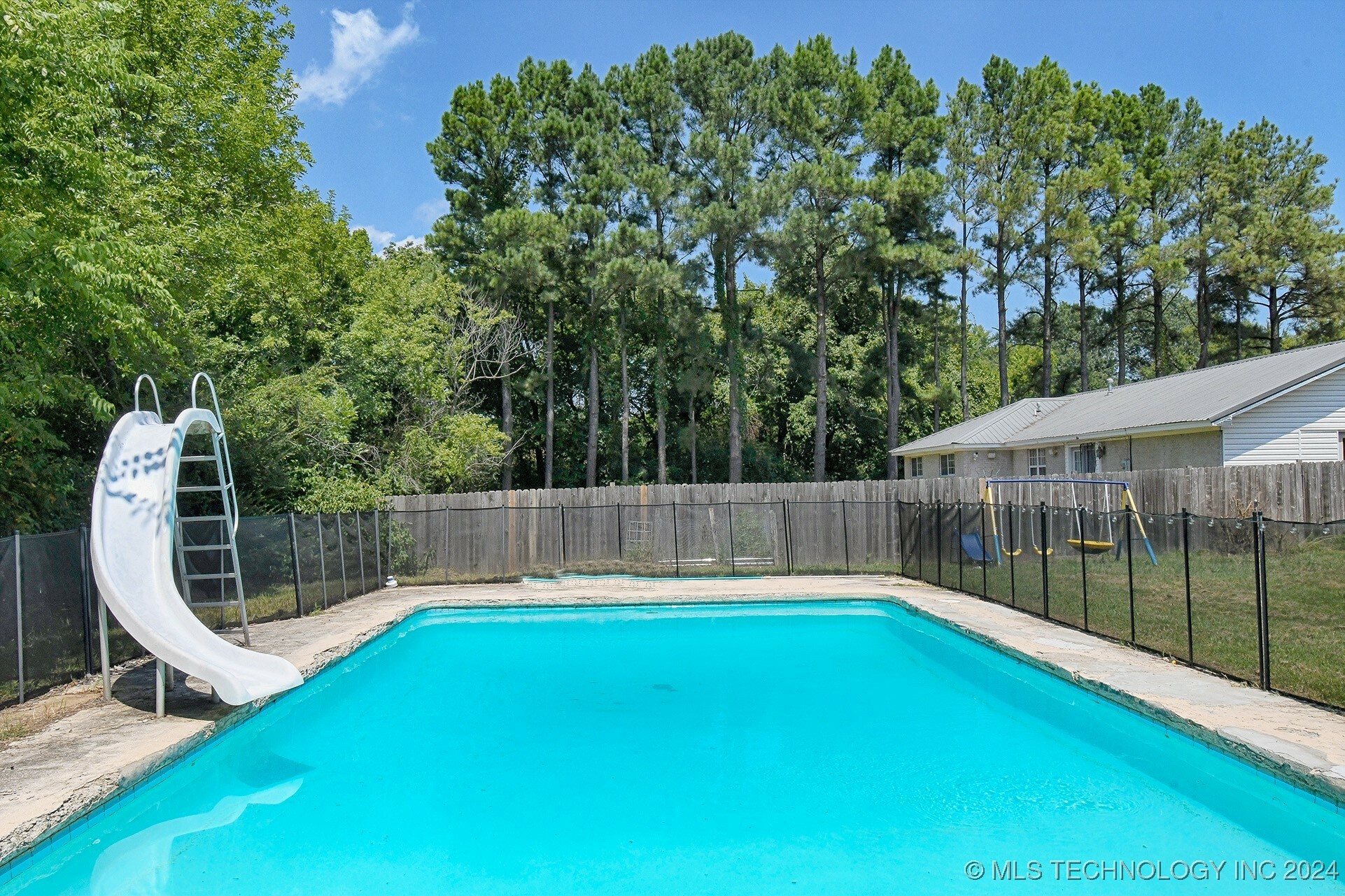 Property Photo:  504 Juniper Lane  OK 74948 