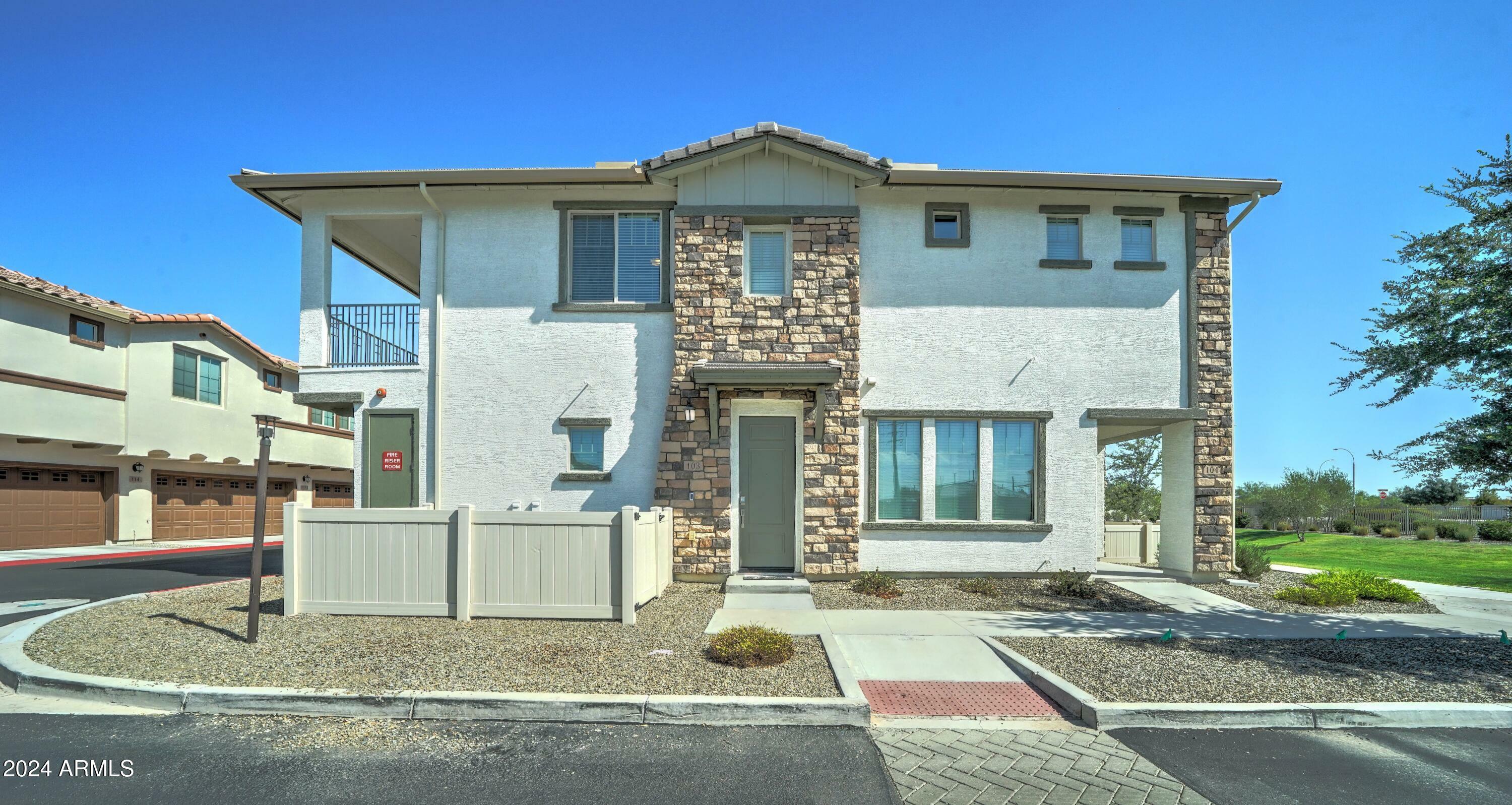 Property Photo:  4100 S Pinelake Way 103  AZ 85249 