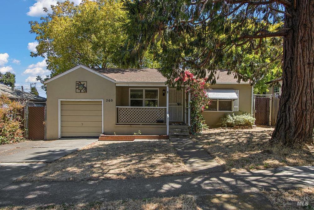 Property Photo:  560 Annette Avenue  CA 94591 