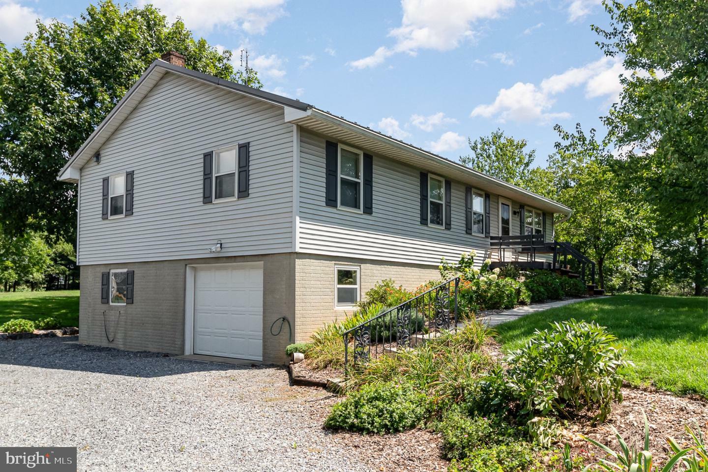 Property Photo:  1185 Orrstown Road  PA 17257 