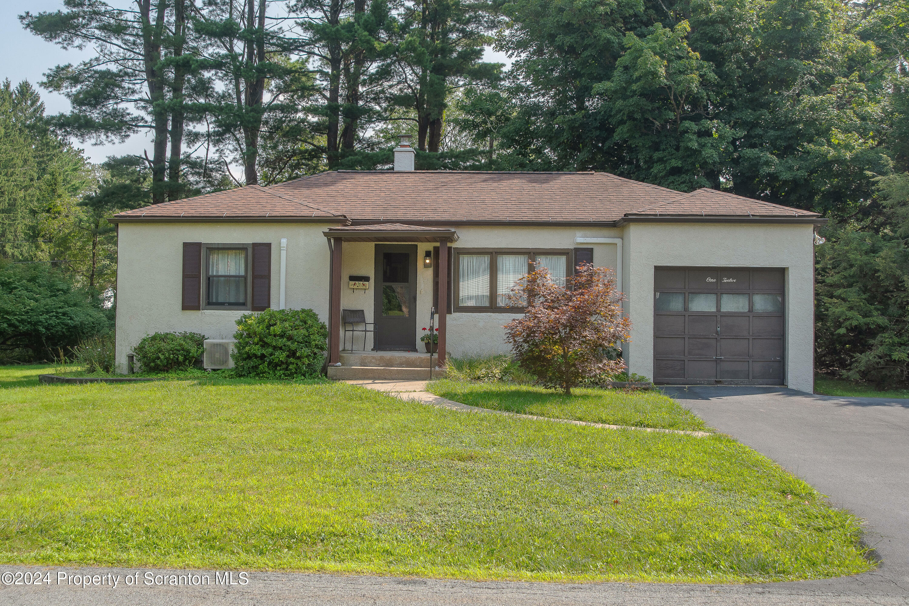 112 Park Drive  Waverly Twp PA 18411 photo