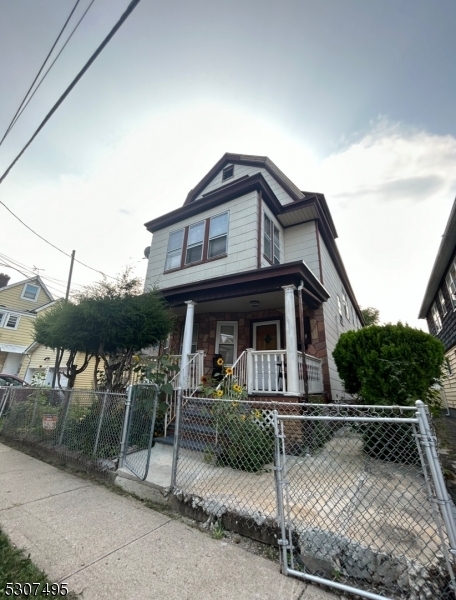 Property Photo:  347 Berryman Pl  NJ 07050 