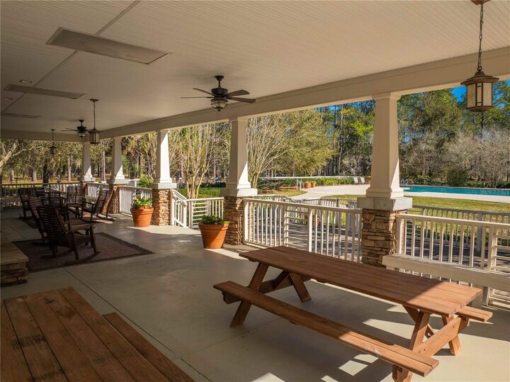 Property Photo: 19379 SW 21st Place FL 32669