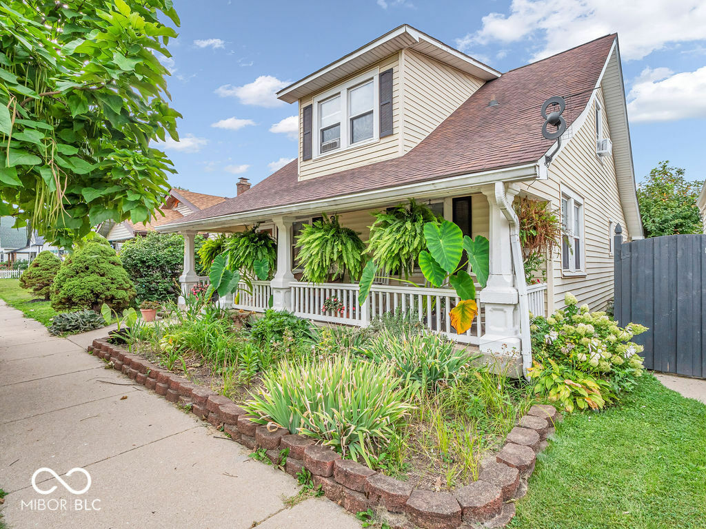 Property Photo:  1019 Albany Street  IN 46203 