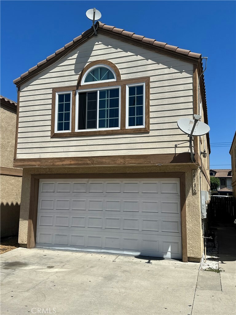 Property Photo:  14136 Orizaba Avenue  CA 90723 