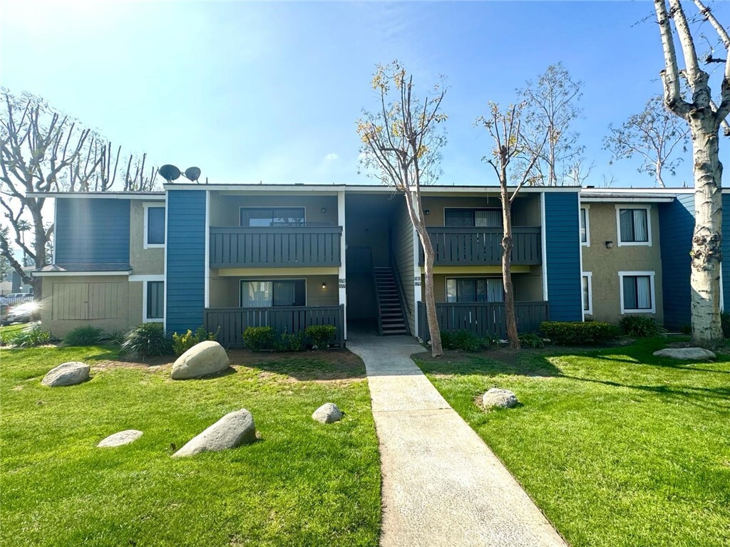Property Photo:  3535 Banbury Drive 178  CA 92505 