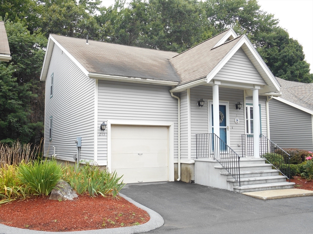 Property Photo:  213 Weatherstone Drive 213  MA 01604 