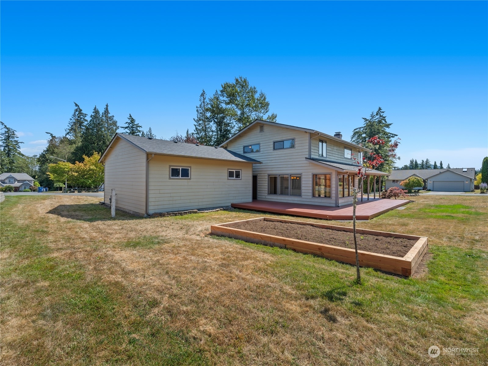 Property Photo:  2718 B Avenue  WA 98221 