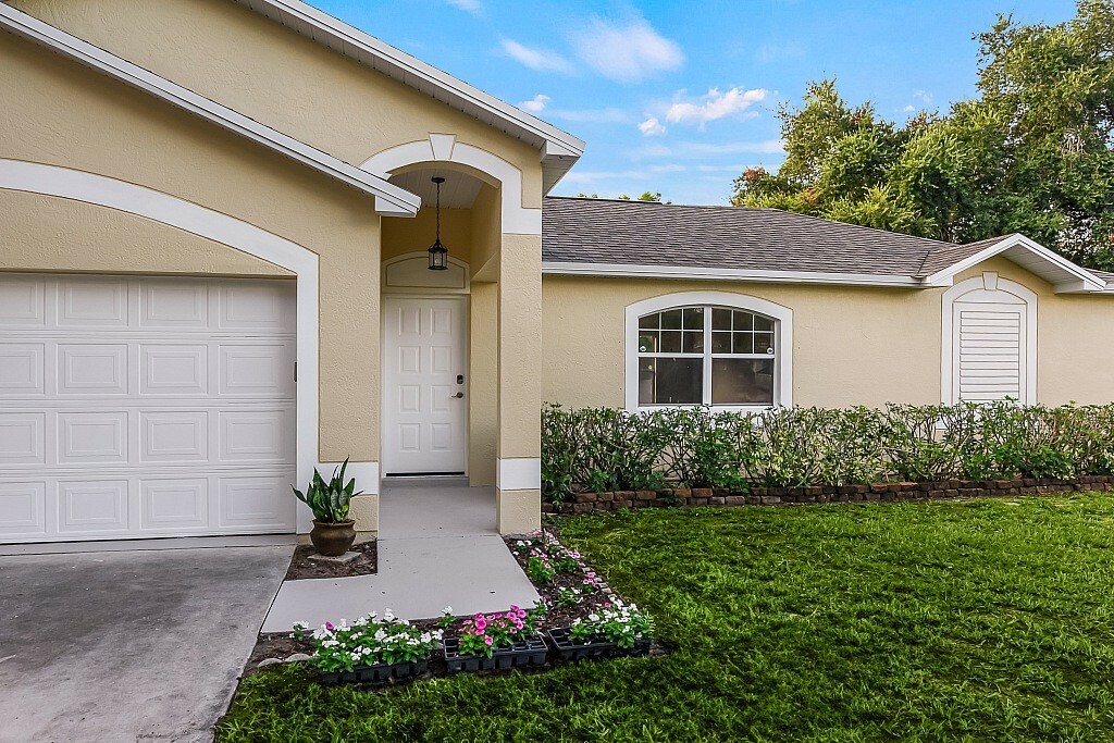 Property Photo:  626 Belfast Terrace  FL 32958 