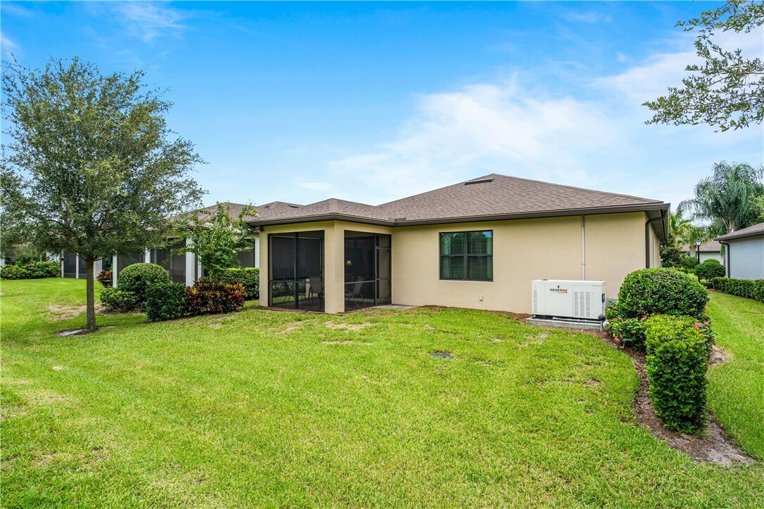 Property Photo:  4667 Ibis Road  FL 32967 