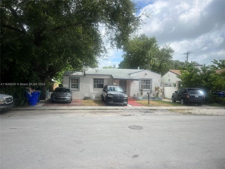 Property Photo: 655 NE 80th St FL 33138