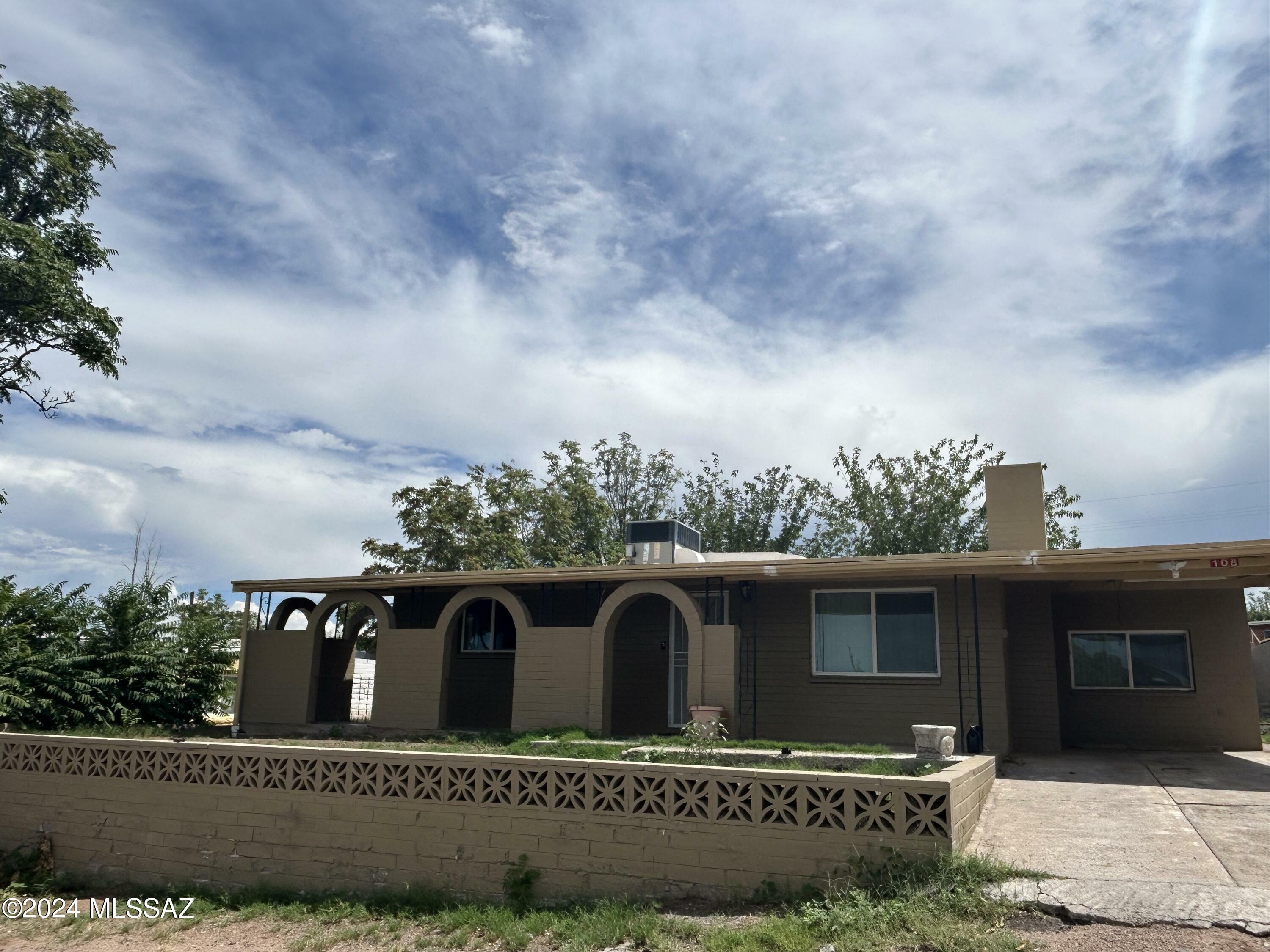 Property Photo:  108 E 1st Street  AZ 85618 