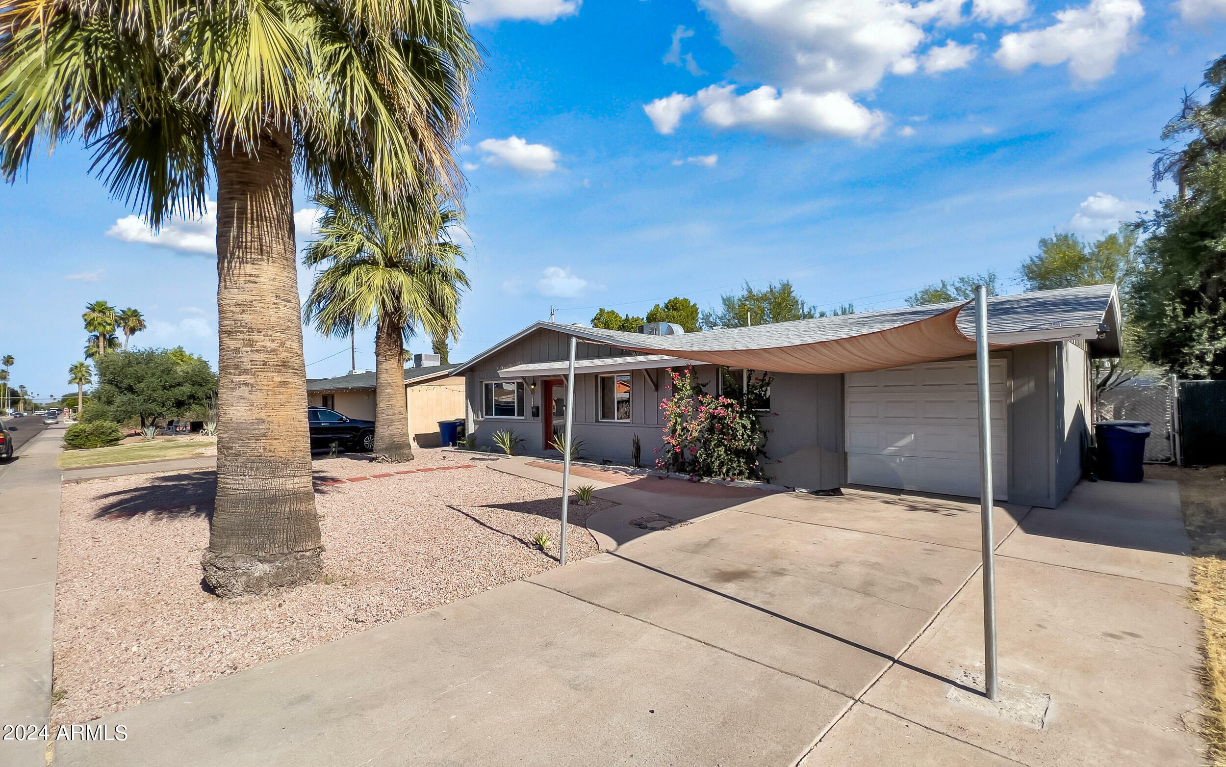 Property Photo:  347 E Papago Drive  AZ 85288 