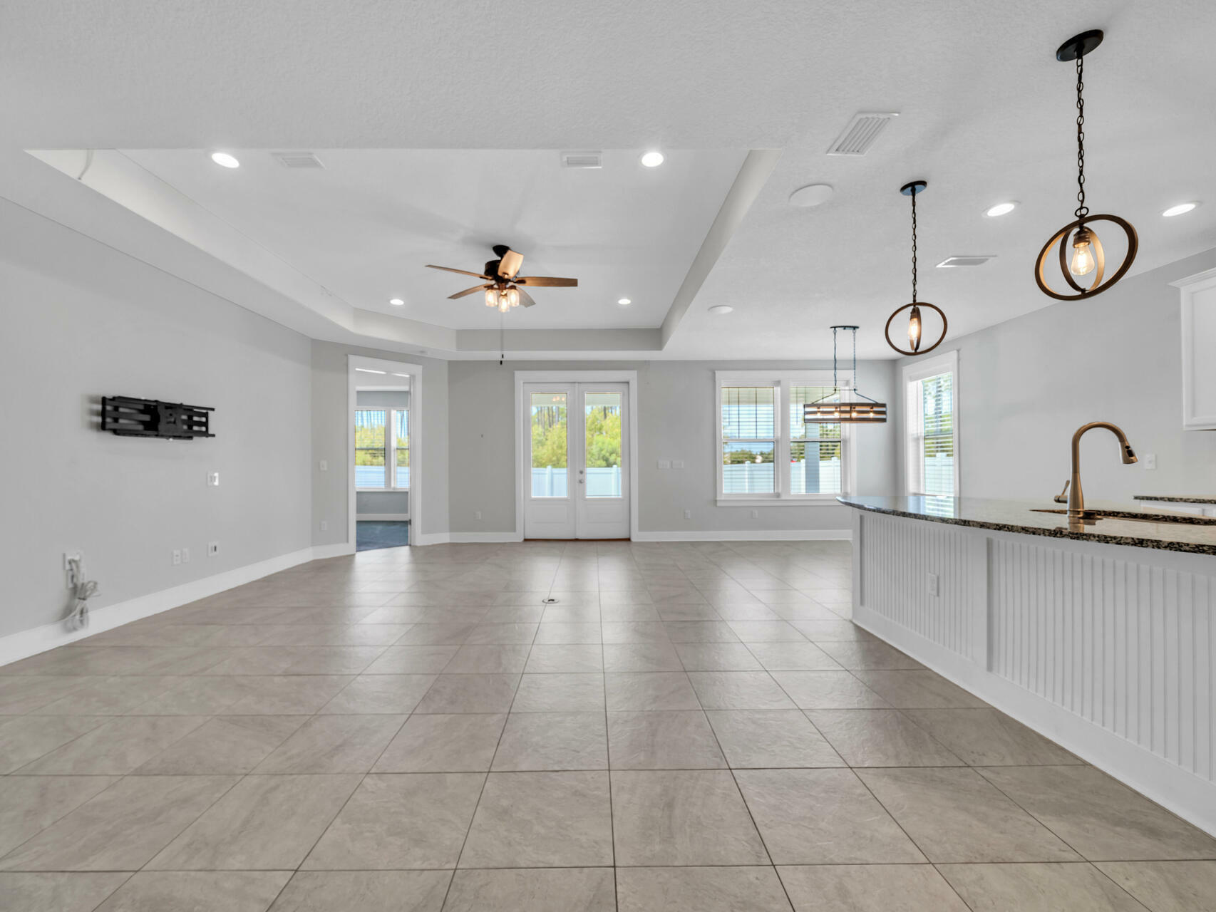 Property Photo:  501 Ward Creek Lane  FL 32407 