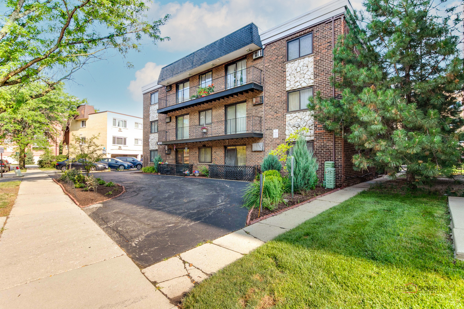 Property Photo:  1650 Mill Street 204  IL 60016 