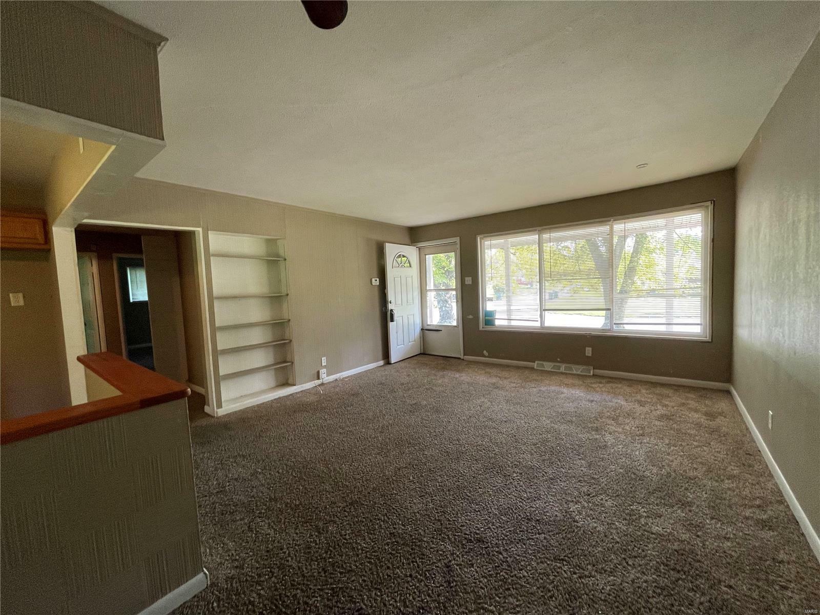 Property Photo:  9743 Edgefield Drive  MO 63136 