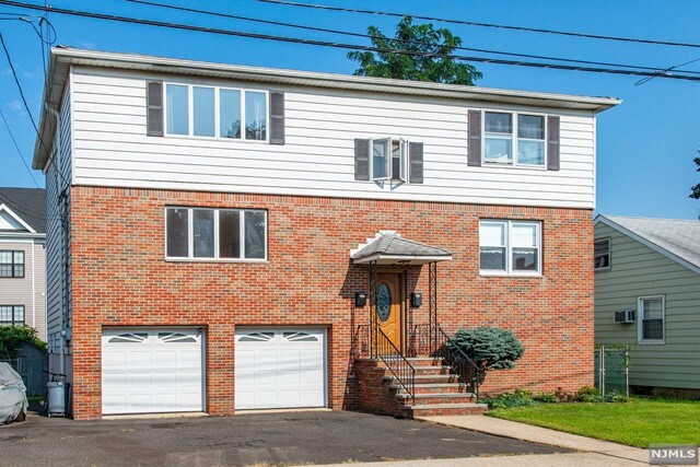 Property Photo:  6 Woodside Avenue  NJ 07424 