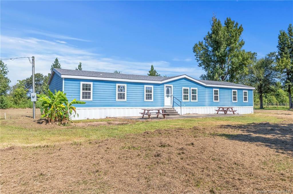 Property Photo:  334 White Oak Rd  LA 70657 