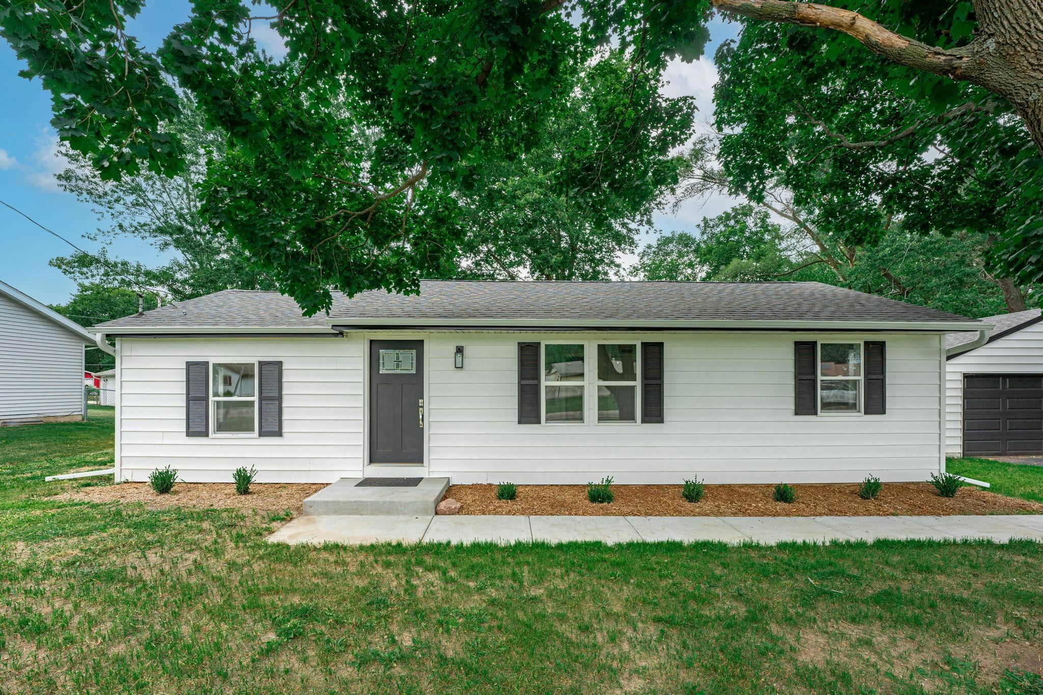 11708 Dorothea Avenue  Machesney Park IL 61115 photo