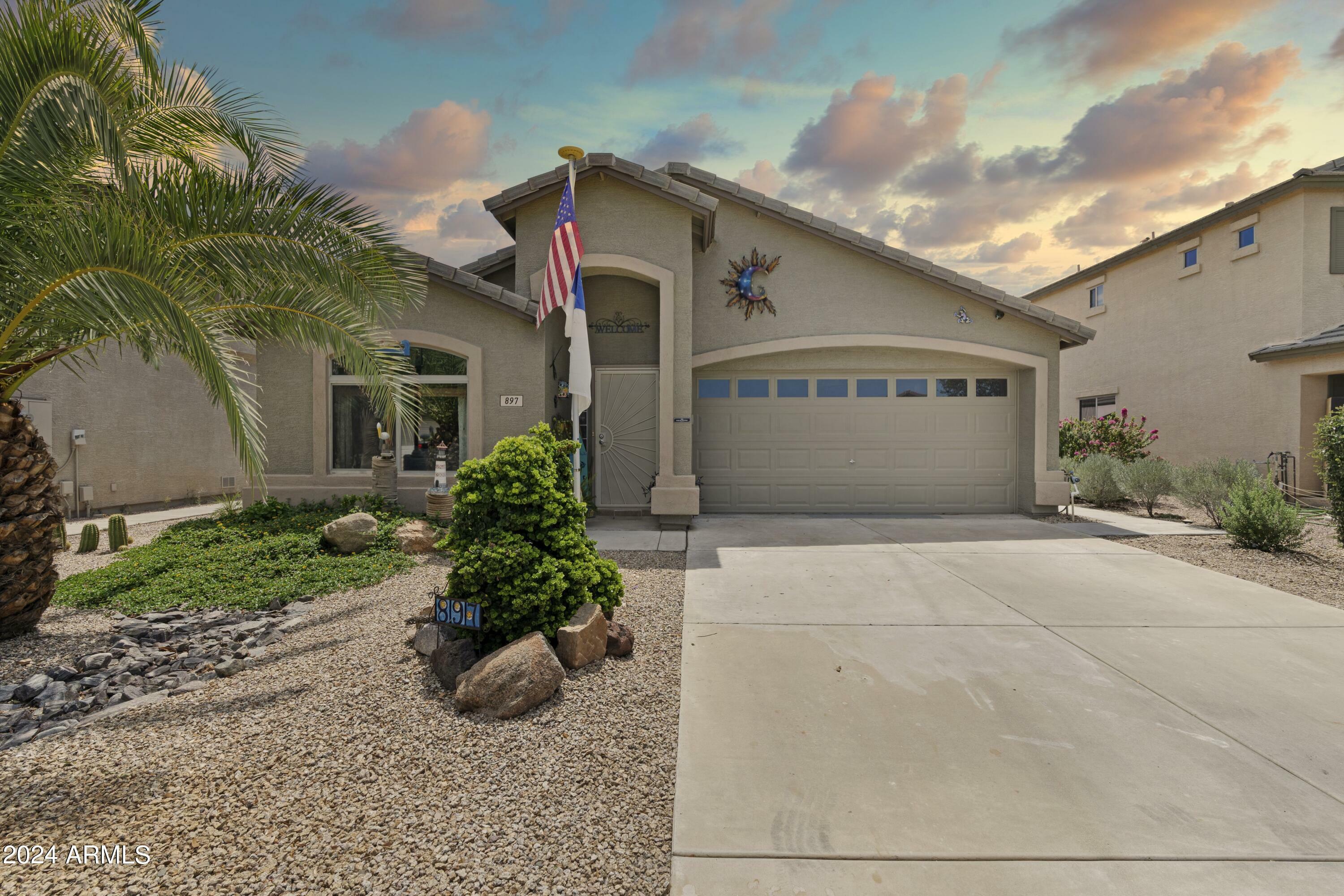 Property Photo:  897 E Mountain View Road  AZ 85143 