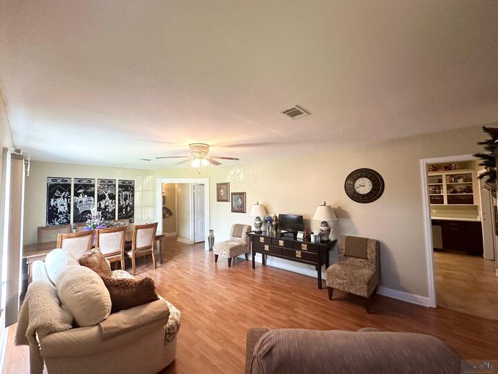 Property Photo:  508 Forest  LA 70360