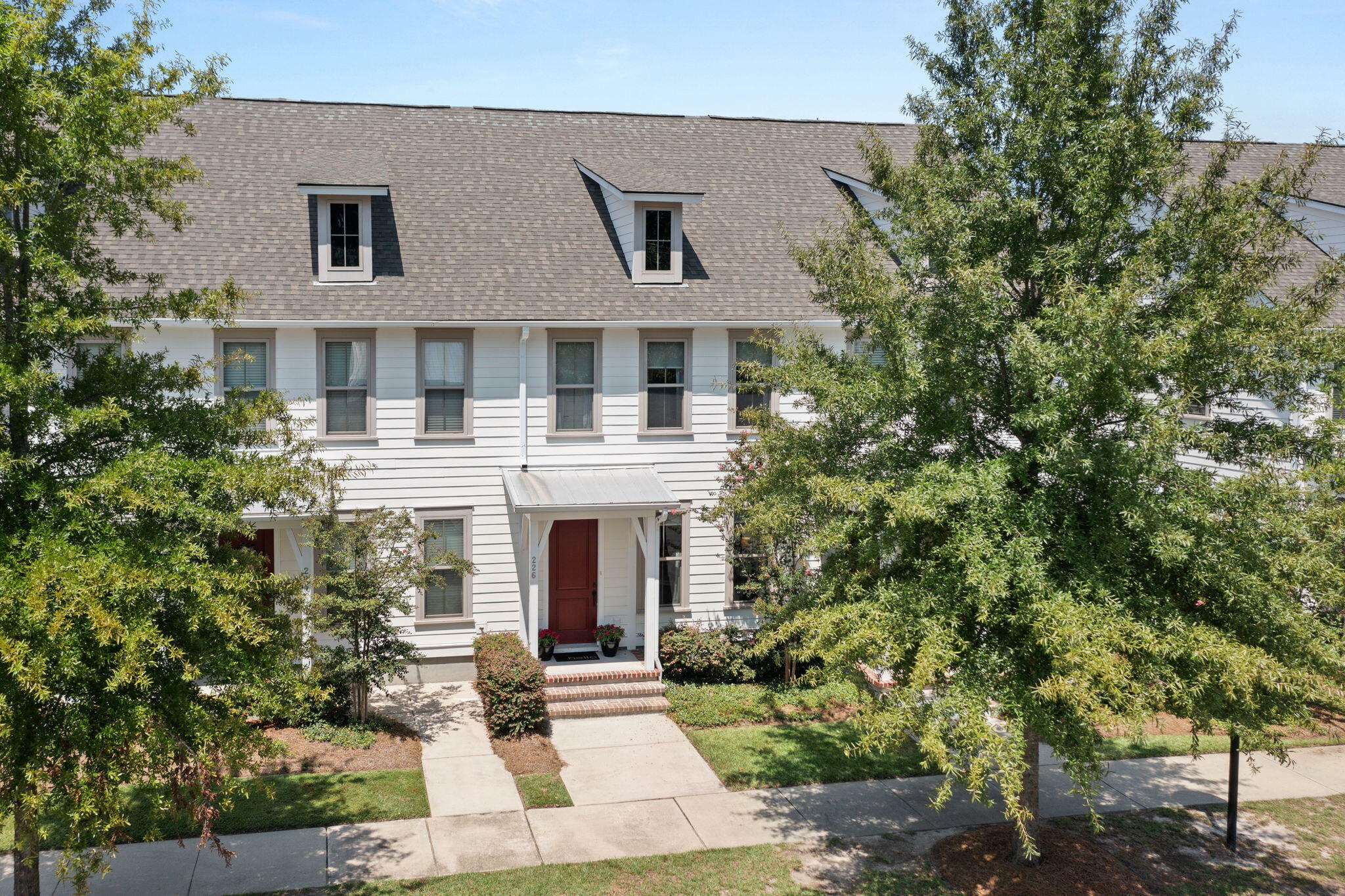 Property Photo:  226 Oak Park Street  SC 29486 