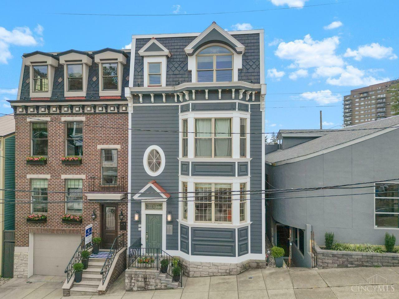 1031 St Gregory Street  Cincinnati OH 45202 photo