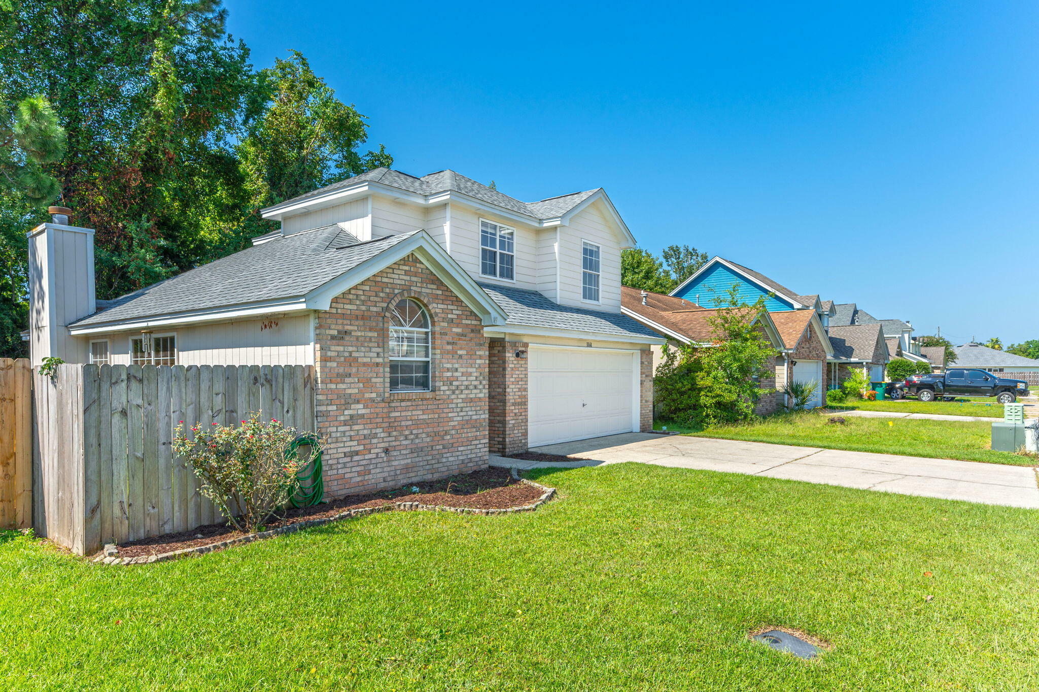 Property Photo:  1868 Whispering Oaks Lane  FL 32547 