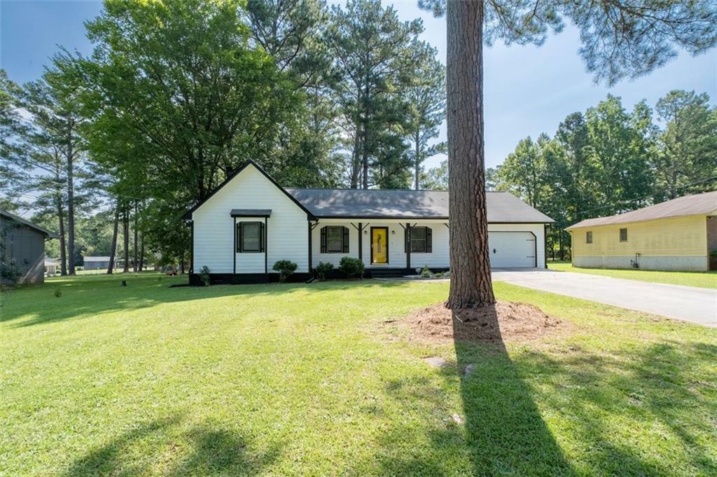 Property Photo:  10100 Clearview Drive NW  GA 30014 